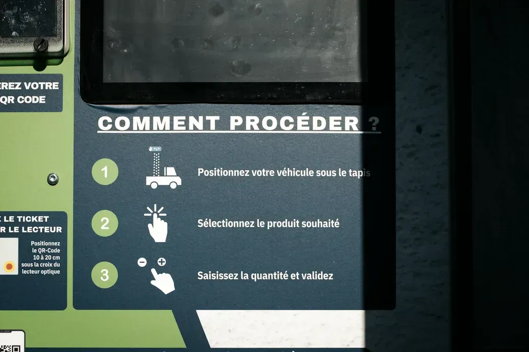 Panneau « Comment procéder ? » détaillant les étapes de retrait du béton